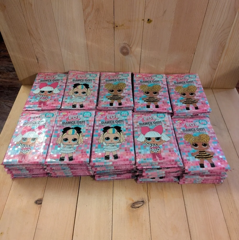 LOL Surprise Trading Cards Lot Of 98 Packs New - Picture 2 of 9